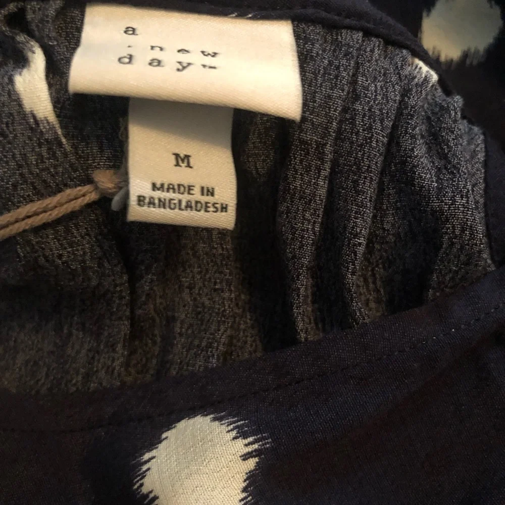 Top - Picture 7 of 8